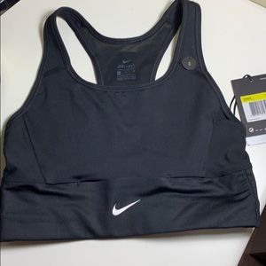 NWT Nike Dri-Fit Sports Bra medium support